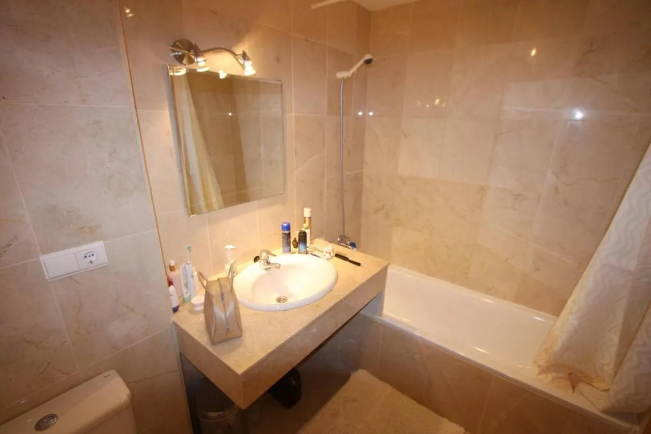 Luxury, Spacious 2 Bed Apartment Estepona