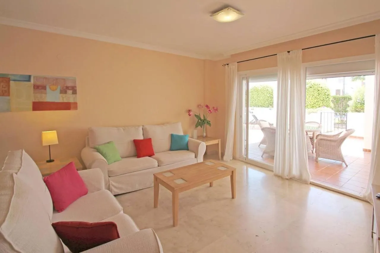 Luxury, Spacious 2 Bed Apartment Estepona